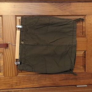 Old Navy Women's Dark Olive Mini Skirt Sz 12